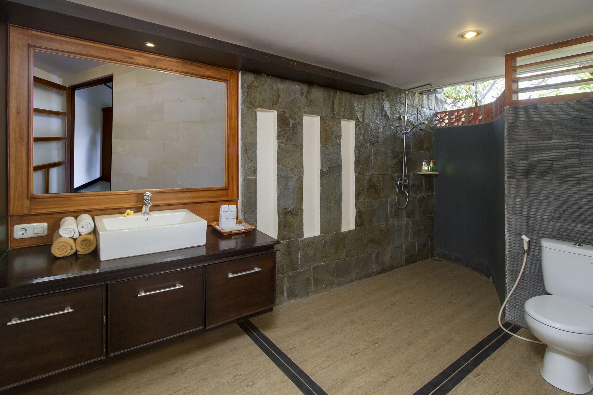 Bali Taman Beach Resort & Spa Lovina Pabean Buleleng Eksteriør billede