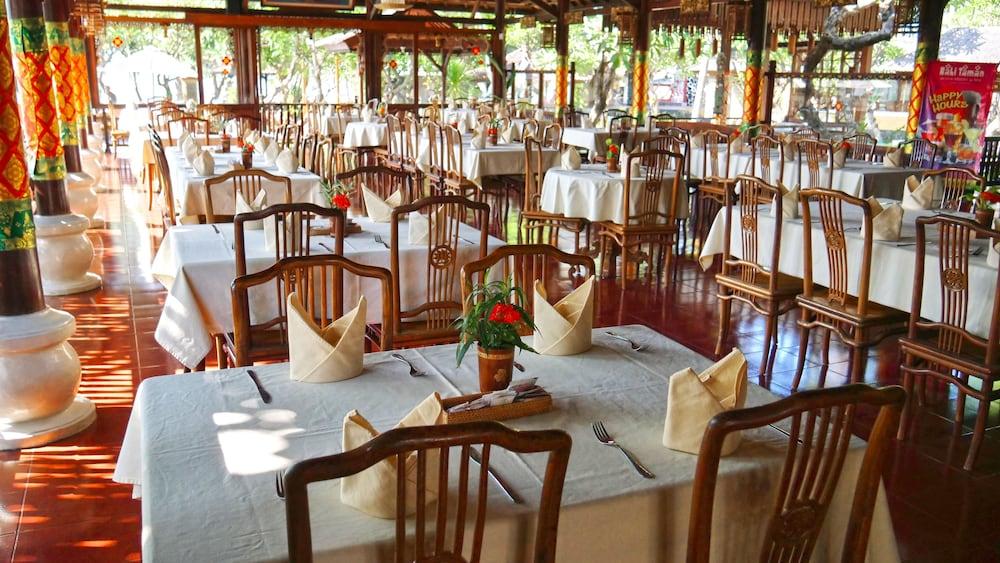 Bali Taman Beach Resort & Spa Lovina Pabean Buleleng Eksteriør billede